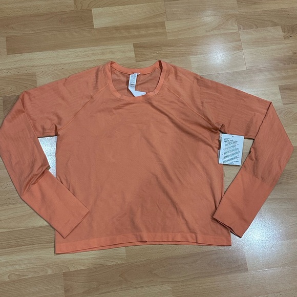 New Lululemon Swiftly Tech Long Sleeve - Picture 11 of 11